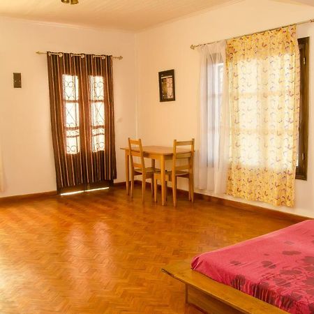 Ny Telomiova Hotel Antananarivo Eksteriør billede