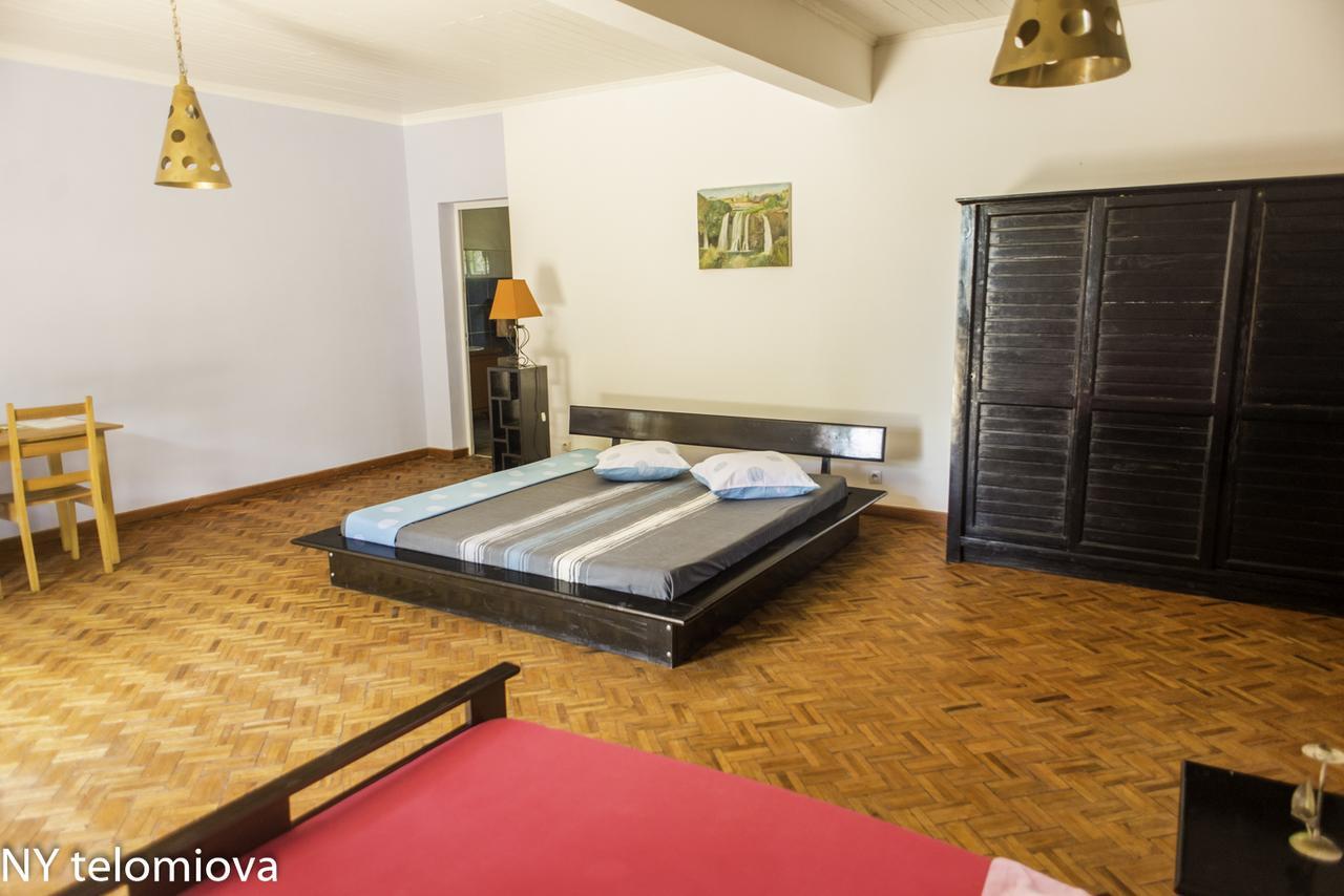 Ny Telomiova Hotel Antananarivo Eksteriør billede